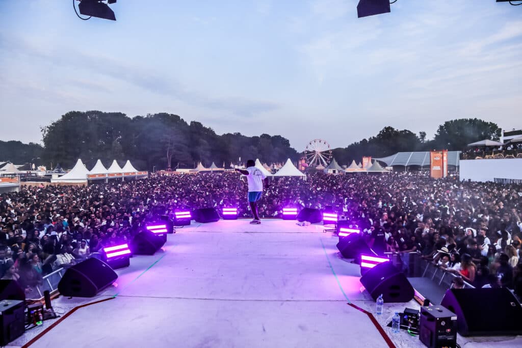 Haagse Festivalzomer tijdens het openluchtfestival in het Zuiderparktheater Den Haag